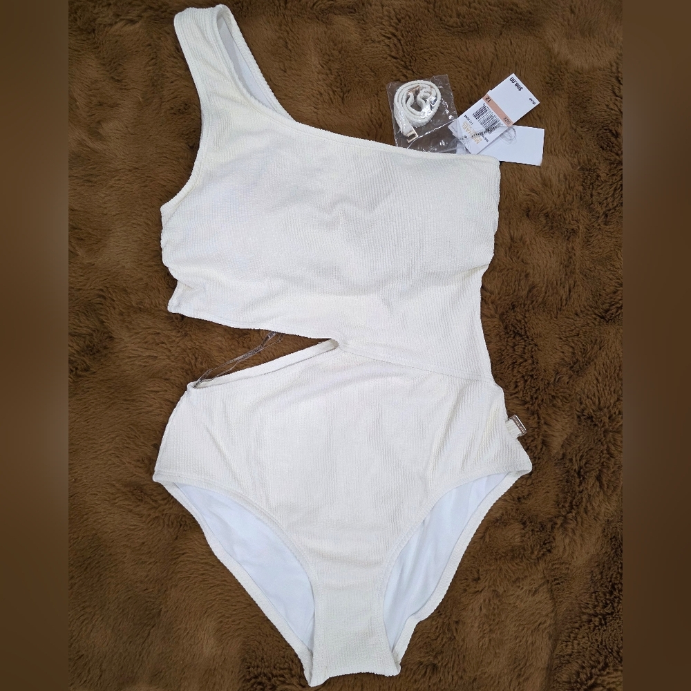🆕️ MICHAEL Michael Kors Off White Swimsuit